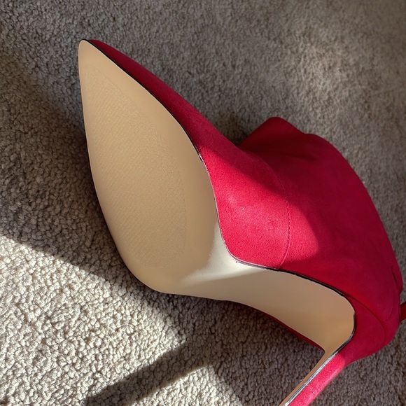 Brand new Red ankle boots - Picture 3 of 6